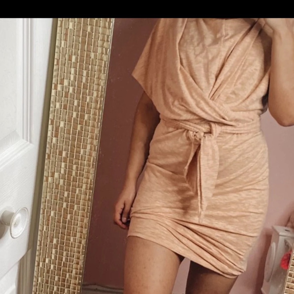 meek t shirt dress